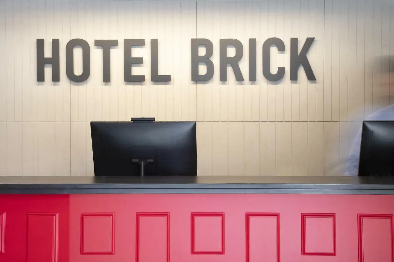 Hotel Brick Барселона